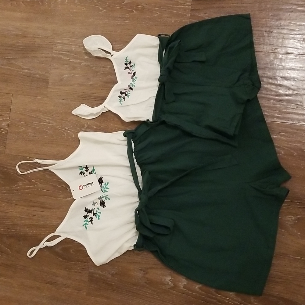 NWT Mommy and Me Matching Romper Set! Women's M and Kids 4-5Y. Cottagecore